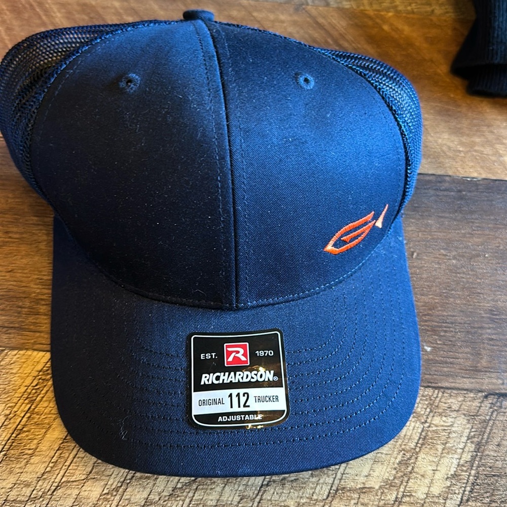Nwt Richardson trucker hat